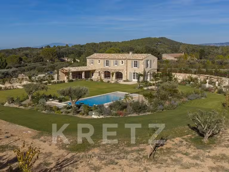 Maison Eygalières - 5 chambres - 250m²