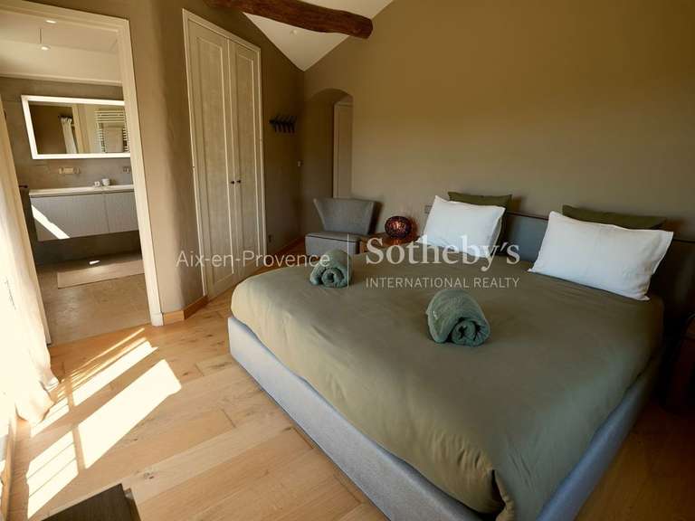 Maison Eygalières - 6 chambres - 380m²