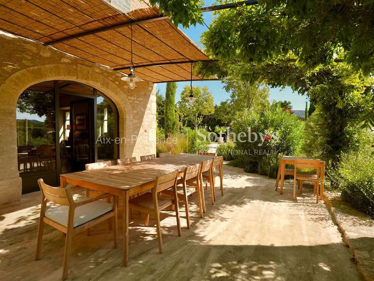 Maison Eygalières - 6 chambres - 380m²