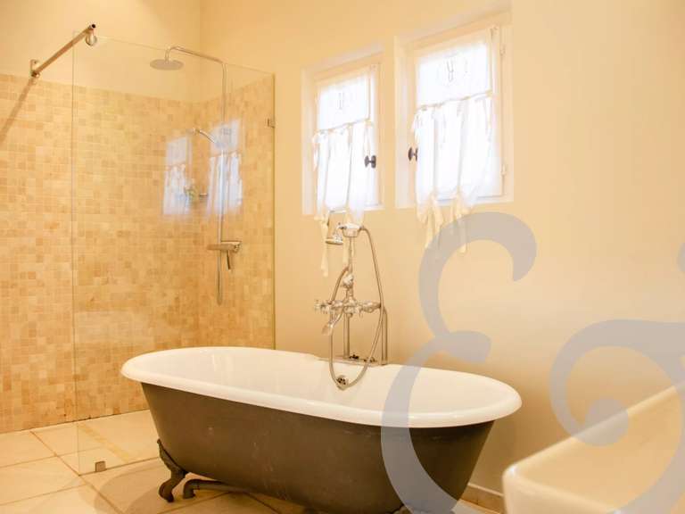 Propriété Eygalières - 5 chambres - 315m²