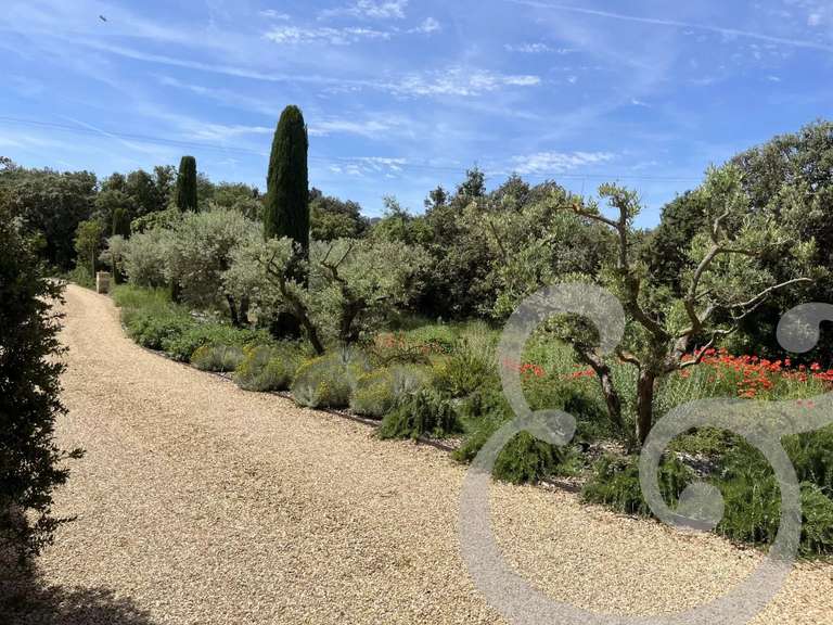 Propriété Eygalières - 4 chambres - 300m²