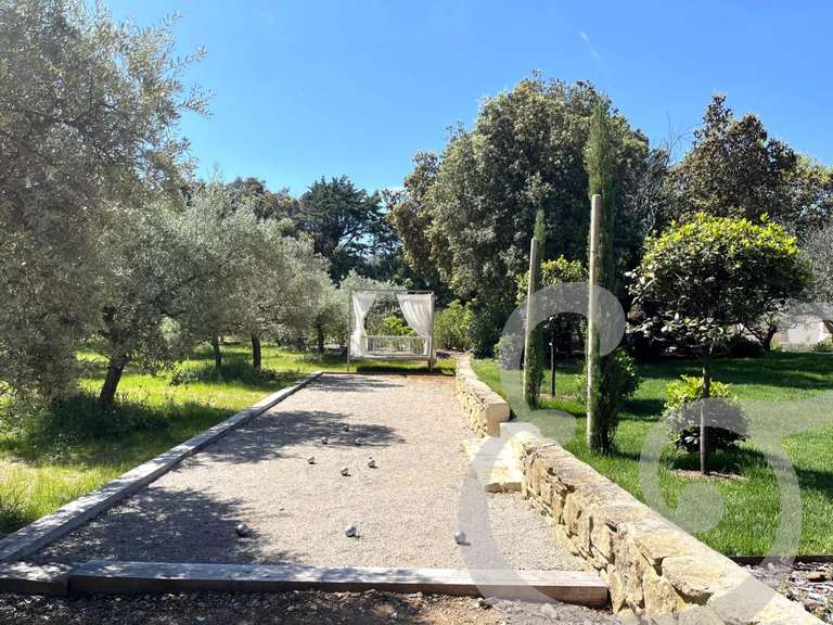 Propriété Eygalières - 4 chambres - 300m²