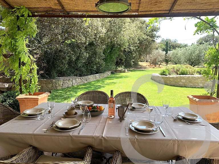 Propriété Eygalières - 4 chambres - 300m²