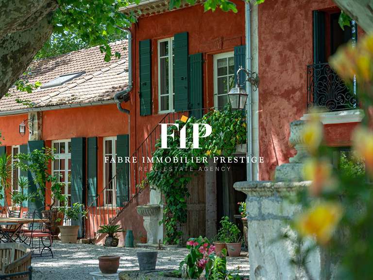 Propriété Eygalières - 11 chambres - 745m²