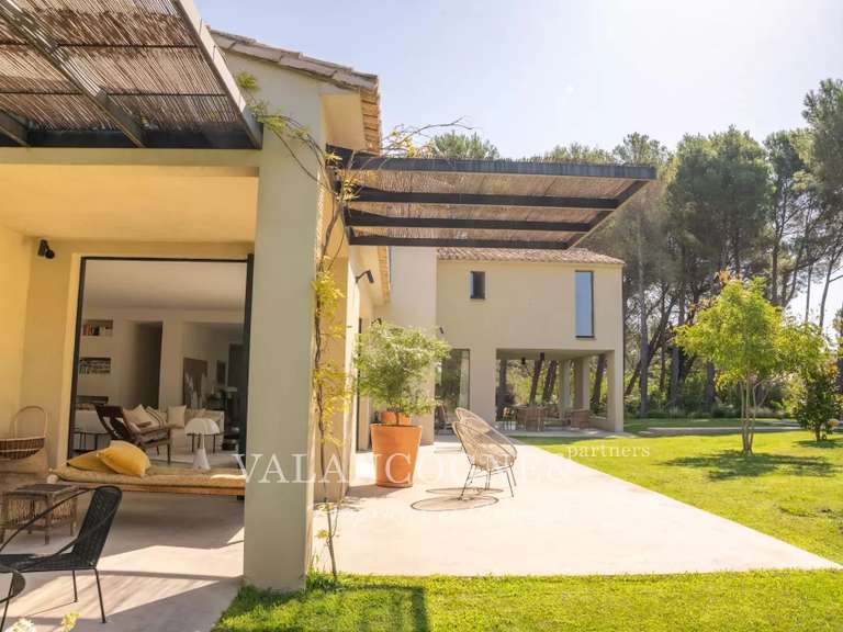 Property Eygalières - 4 bedrooms - 330m²