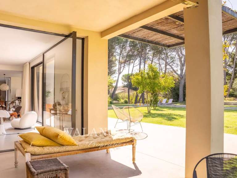 Property Eygalières - 4 bedrooms - 330m²