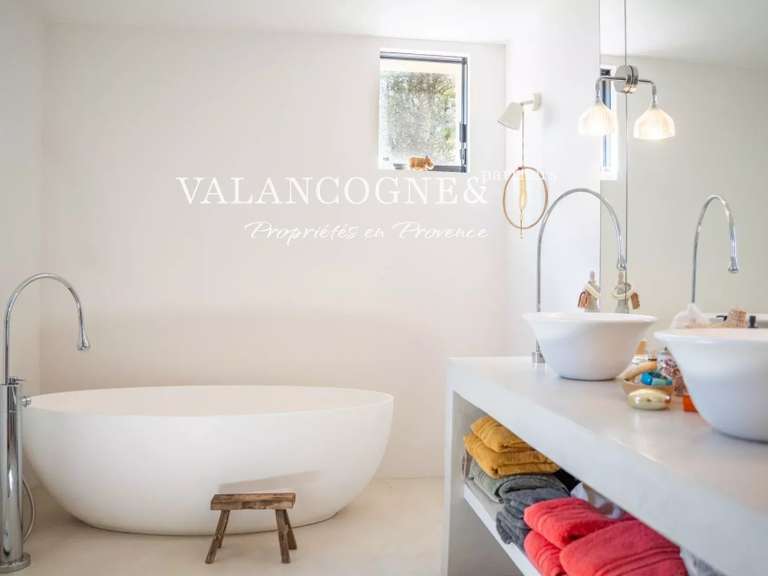 Propriété Eygalières - 4 chambres - 330m²