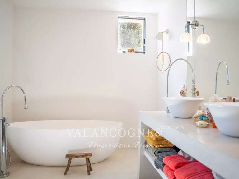 Property Eygalières - 4 bedrooms - 330m²