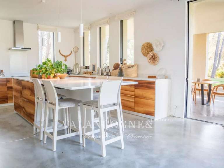 Property Eygalières - 4 bedrooms - 330m²