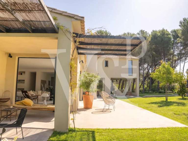 Propriété Eygalières - 4 chambres - 330m²