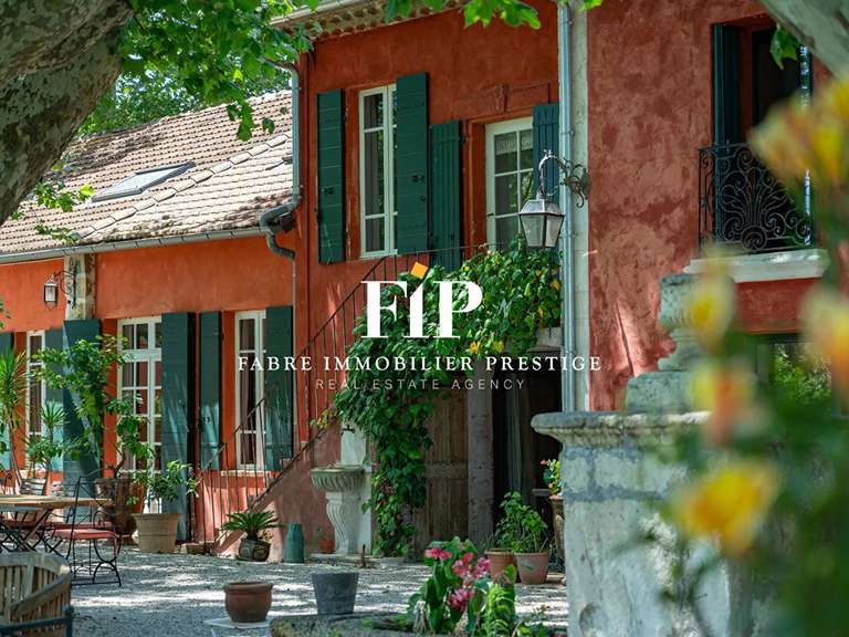 Propriété Eygalières - 11 chambres - 745m²