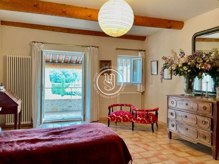 Villa Eygalières - 5 bedrooms - 390m²