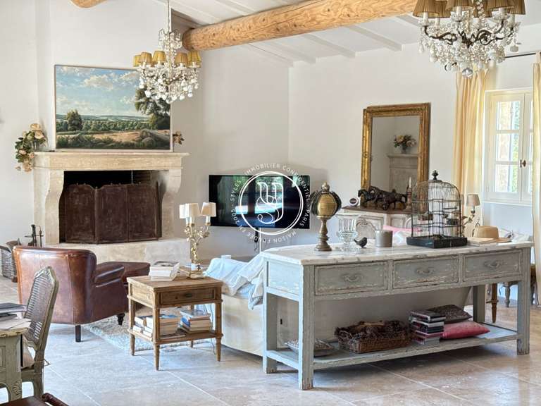 Villa Eygalières - 6 bedrooms - 222m²