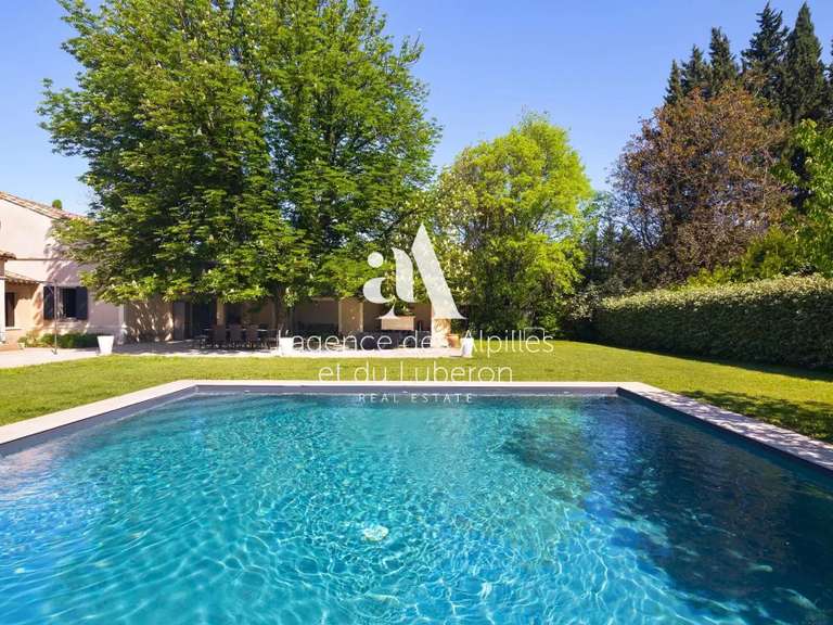 Villa Eygalières - 6 chambres - 250m²