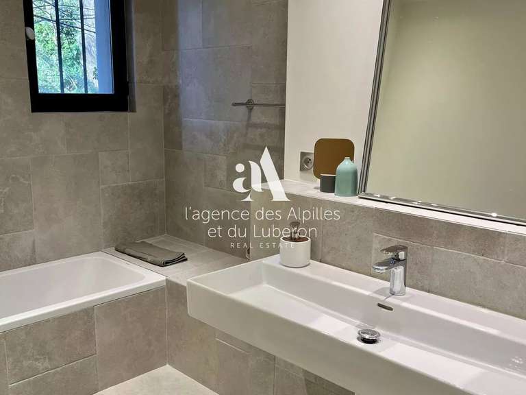 Villa Eygalières - 6 chambres - 250m²