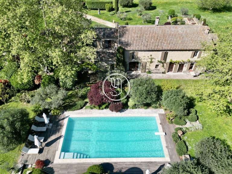 Villa Eygalières - 7 chambres - 460m²