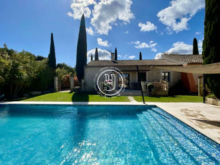 Villa Eygalières - 4 chambres - 303m²