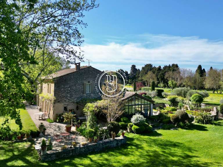 Villa Eygalières - 7 chambres - 460m²