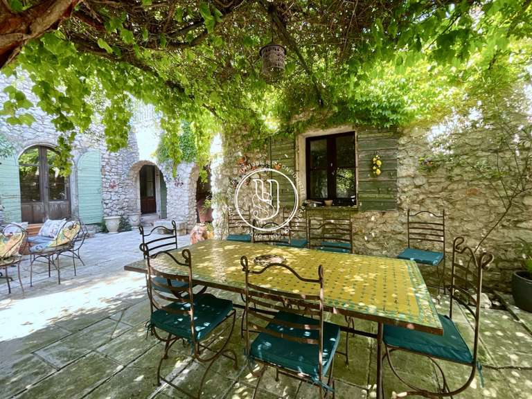 Villa Eygalières - 8 chambres - 380m²