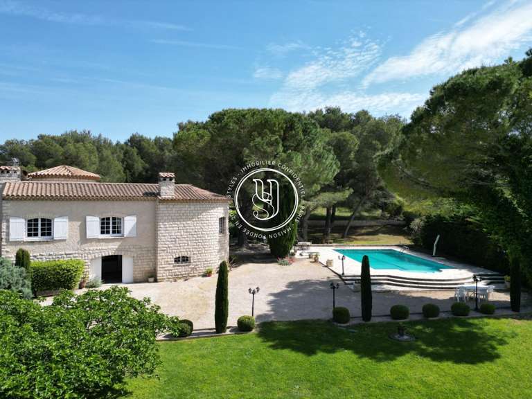 Villa Eygalières - 3 chambres - 180m²