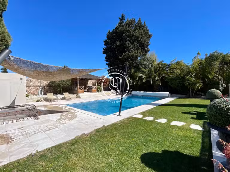 Villa Eygalières - 4 chambres - 303m²
