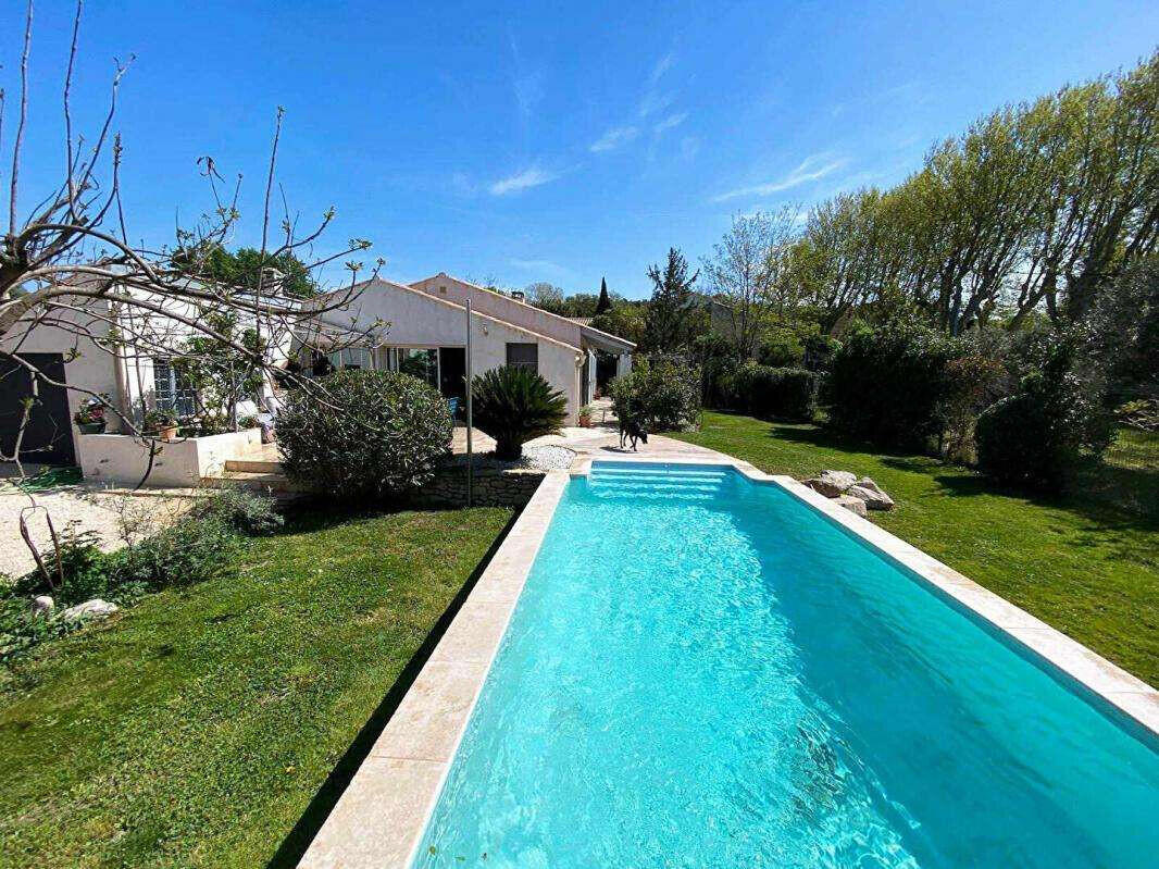 House Eyguières