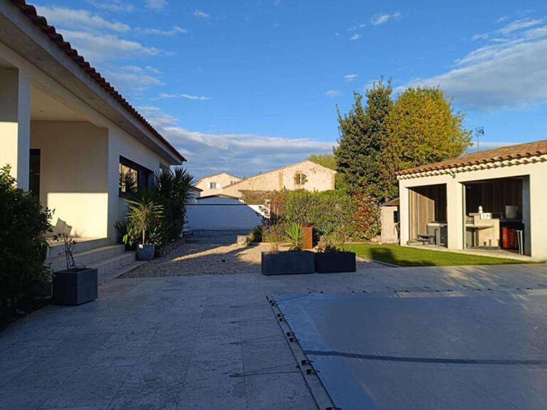 House Eyguières - 4 bedrooms