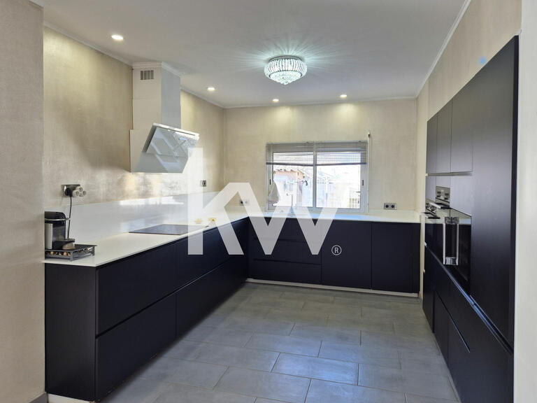 Villa Eyguières - 4 chambres - 167m²