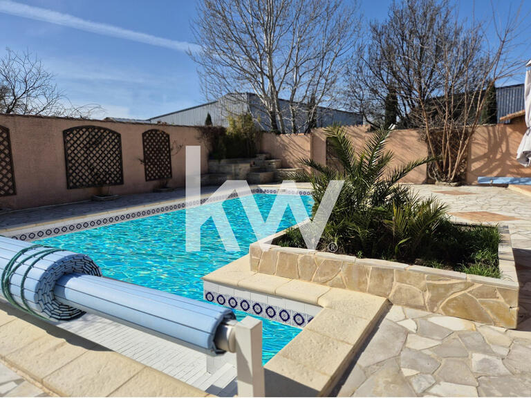 Villa Eyguières - 4 chambres - 167m²