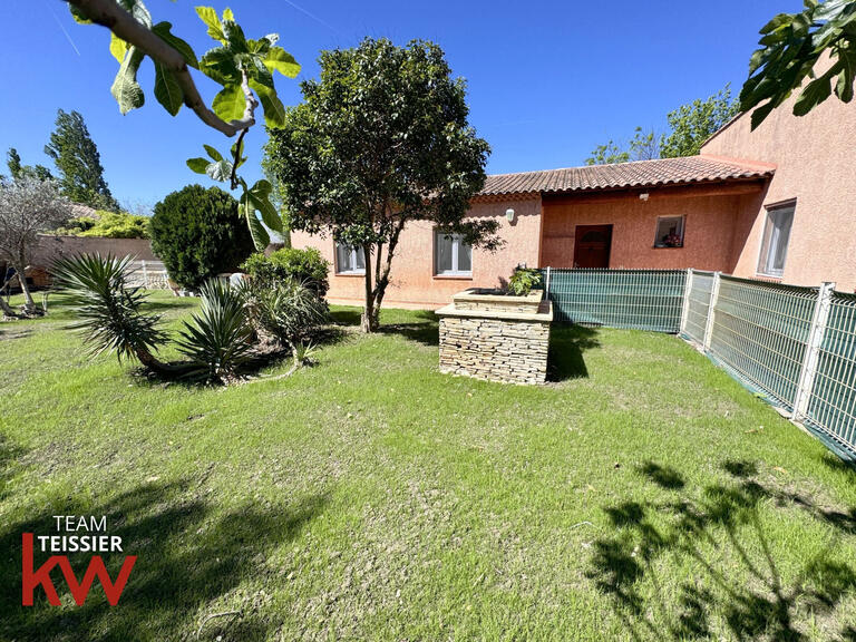 Villa Eyguières - 4 bedrooms - 167m²