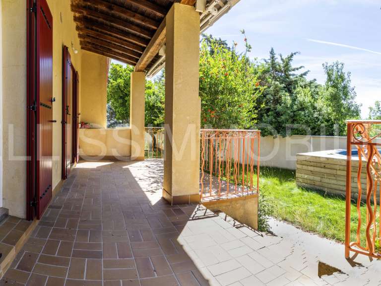 Villa Eyguières - 5 chambres - 170m²