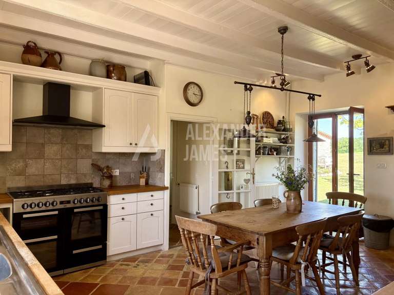 Bien atypique Eymet - 5 chambres - 253m²