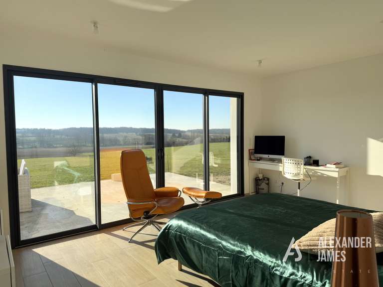 House Eymet - 5 bedrooms - 219m²