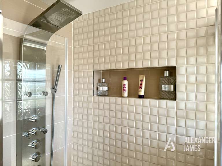 House Eymet - 7 bedrooms - 351m²