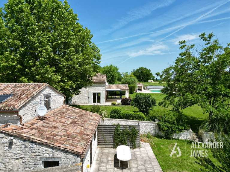 House Eymet - 7 bedrooms - 351m²