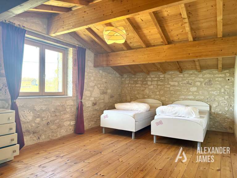 House Eymet - 7 bedrooms - 351m²