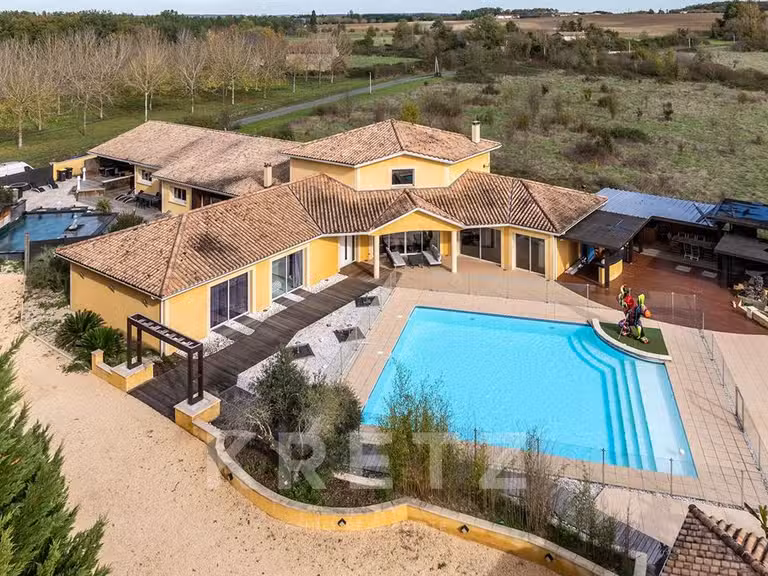 Maison Eymet - 7 chambres - 550m²