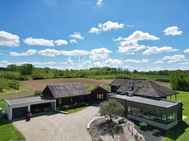 Maison Eymet - 3 chambres - 321m²