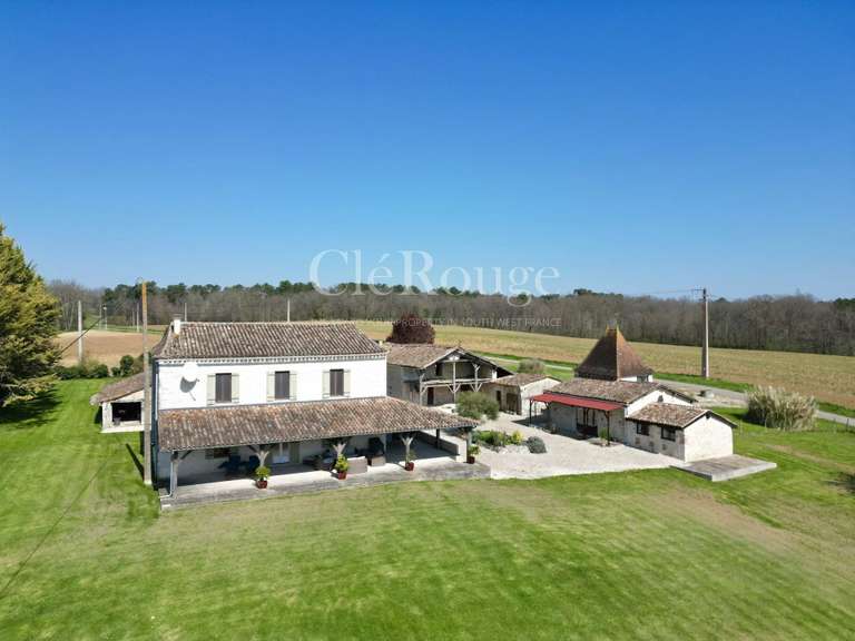 House Eymet - 4 bedrooms - 245m²