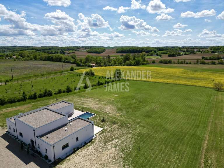 House Eymet - 5 bedrooms - 219m²