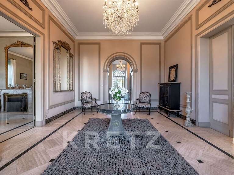 Château Eynesse - 24 chambres - 1300m²