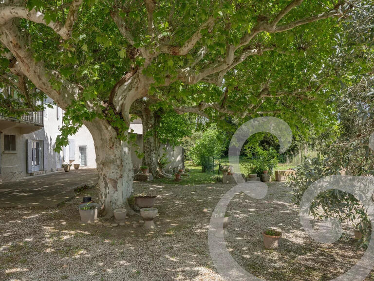 Maison Eyragues - 13 chambres - 695m²