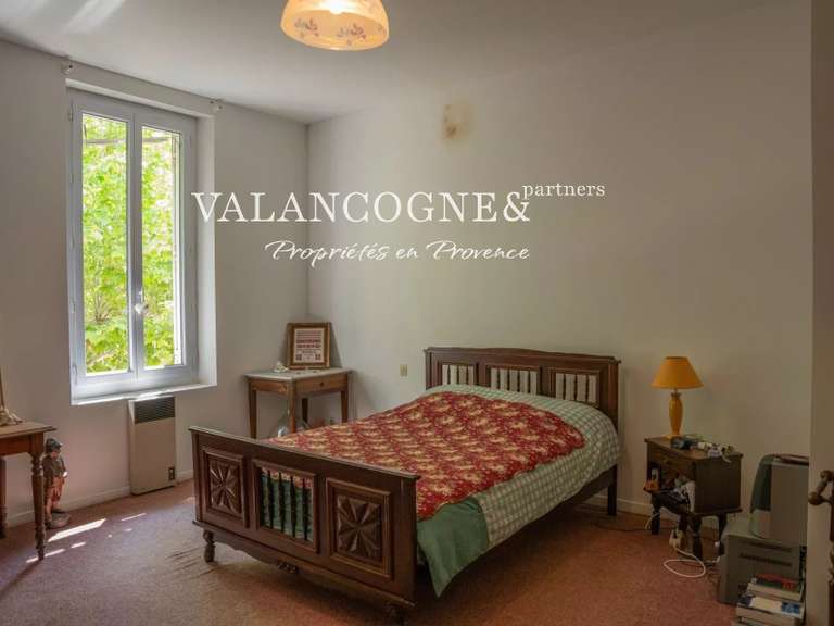 Maison Eyragues - 13 chambres - 695m²