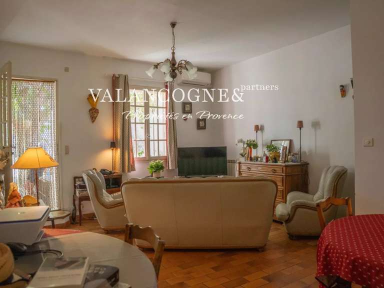 Maison Eyragues - 13 chambres - 695m²