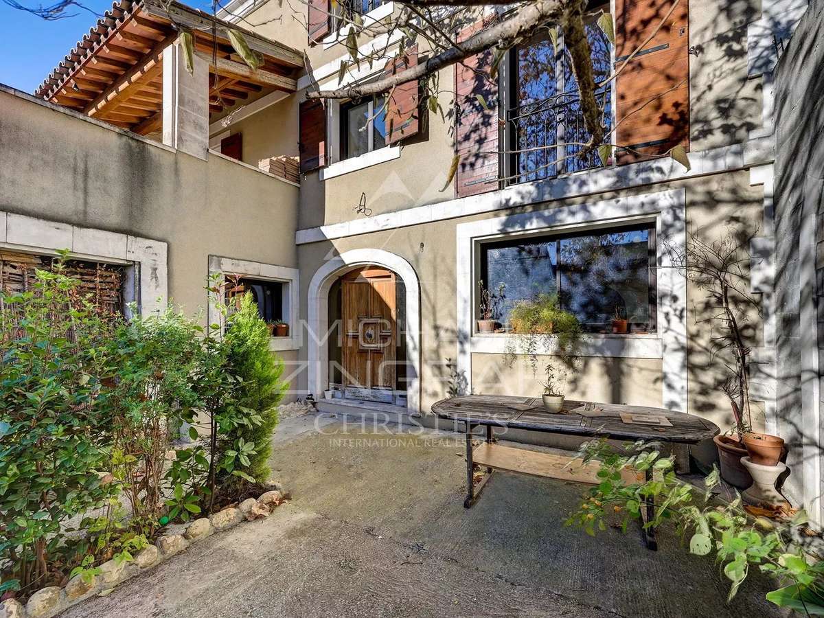 Maison Eyragues