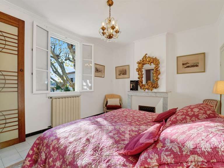Maison Eyragues - 5 chambres - 211m²