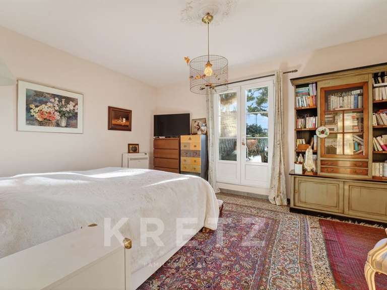 House Eyragues - 5 bedrooms - 211m²