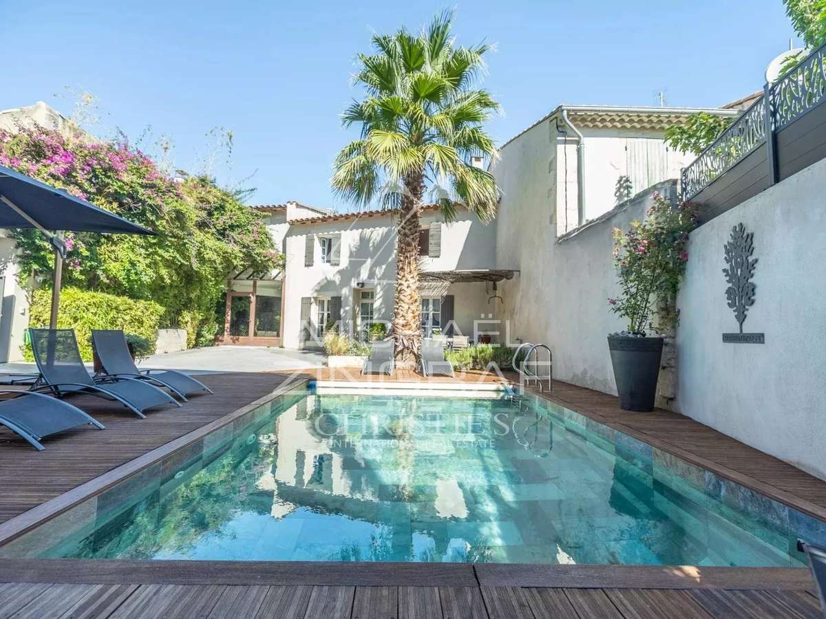 Maison Eyragues