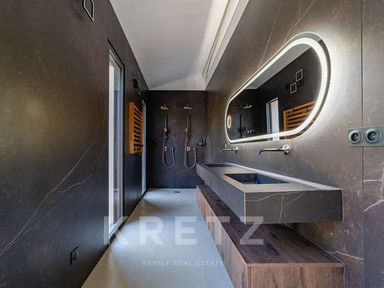 Maison Eyragues - 6 chambres - 496m²