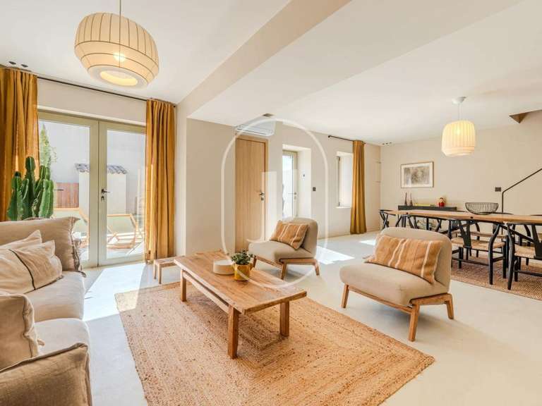 Maison Eyragues - 4 chambres - 120m²